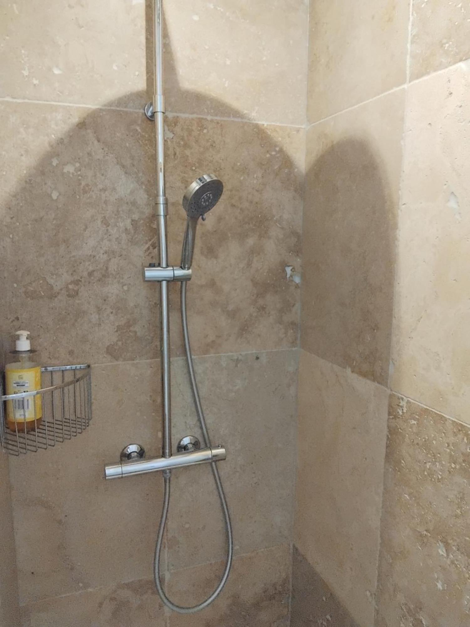 Apartamento Nuit Paisible Et Calme Chavagne Exterior foto